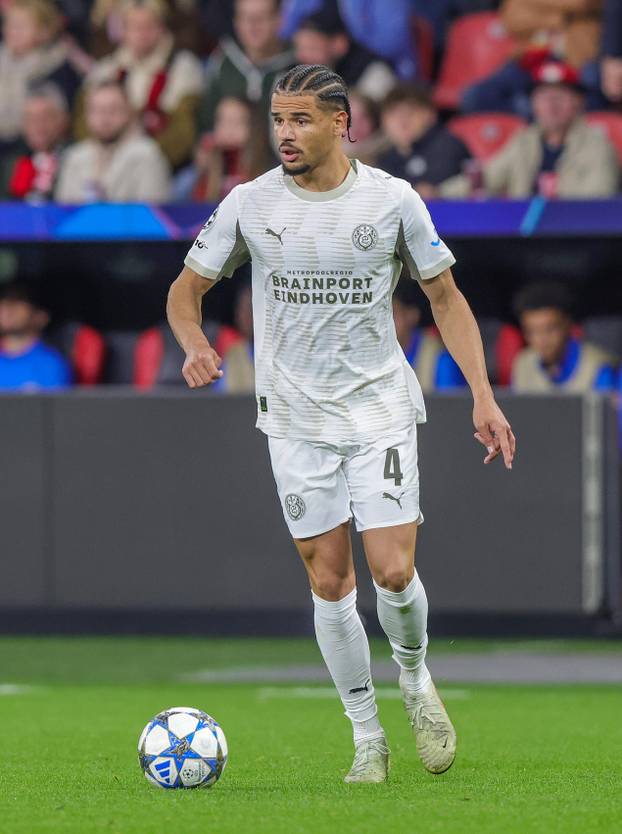 firo: October 1st, 2025, football, soccer, UEFA Champions League, CL, CHL, season 2025/2026, 2nd matchday, Bayer 04 Leverkusen - PSV Eindhoven