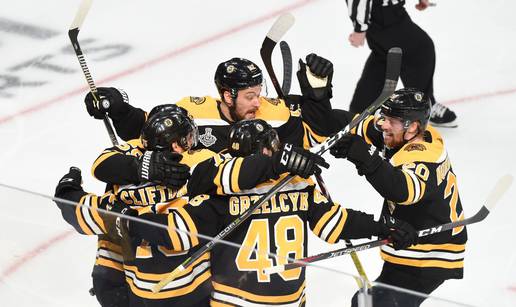 Boston Bruinsi preokretom do vodstva u finalu Stanley Cupa