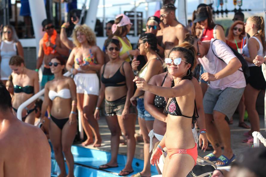 Novalja: After party u klubu Aquarius trećeg dana Fresh Island festivala na Zrću