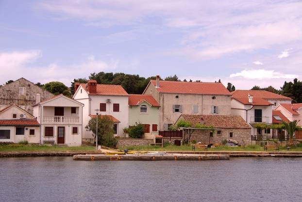 Zbogom gužvama: 14 hrvatskih otoka na kojima ne voze auti