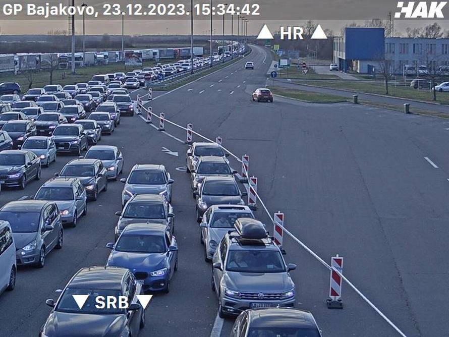 Gužve u smjeru istoka: Kolaps na obilaznici u Zagrebu, na Bajakovu kolona 14 kilometara