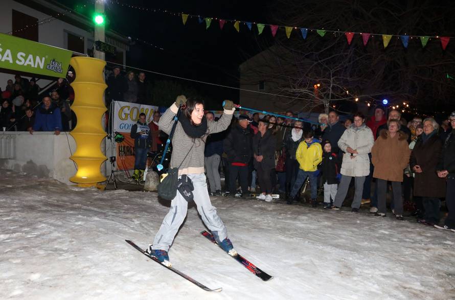 Skijaški spektakl uz more: Iška kraljica privukla je stotine ljudi