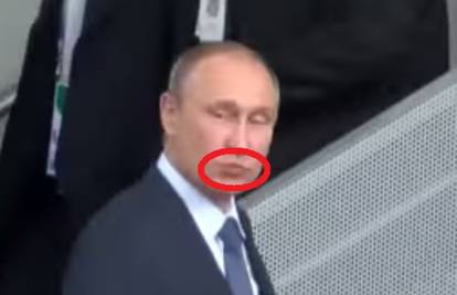 Poput filmske zvijezde: Putin obožavateljima slao poljupce