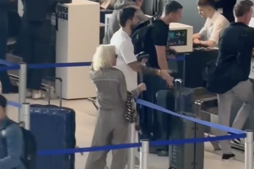 Maja Šuput na aerodromu