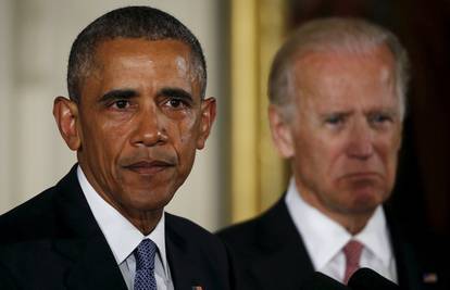 Obama u suzama pozvao na bolju kontrolu oružja u SAD-u