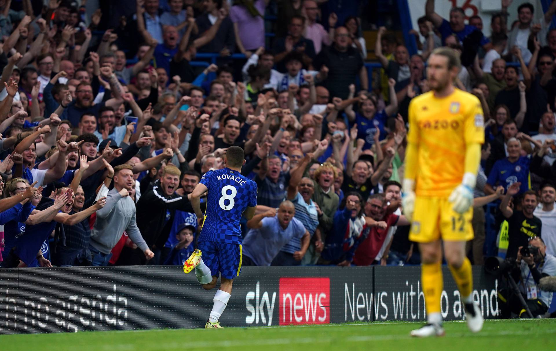 Chelsea v Aston Villa - Premier League - Stamford Bridge