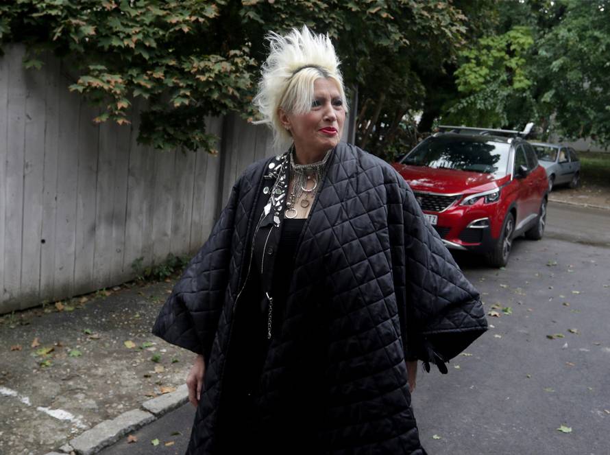 Preminula srpska avangardna umjetnica i pjevačica Slađana Milošević