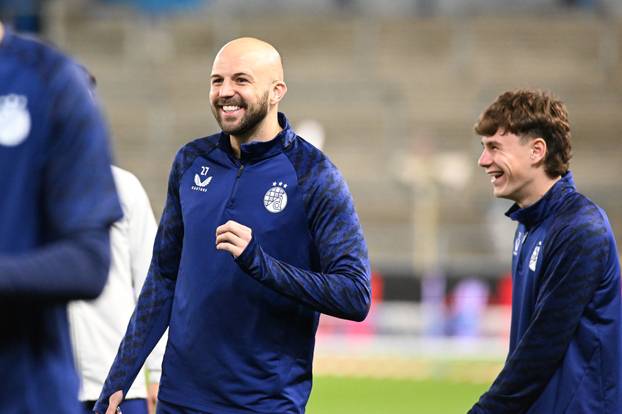 Genk: Nogometaši Dinama odradili trening uoči utakmice protiv Genka