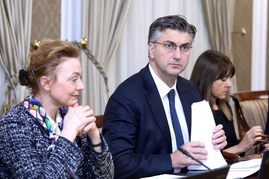 Zagreb: Vlada raspravljala o Å¾eljeznicama i pruÅ¾anju luÄkih usluga