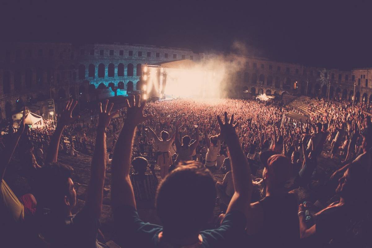 Preko 15 tisuća ljudi posjetilo je 8. izdanje Outlook festivala