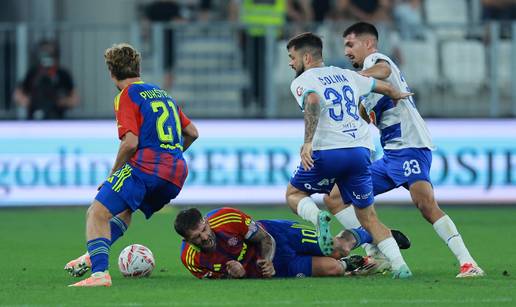 Hajduk se po&zcaron;alio na su&dstrok;enje u Osijeku. Pogledajte 7 procjena suca oko Livaje: 'Nau&ccaron;it &cacute;e...'