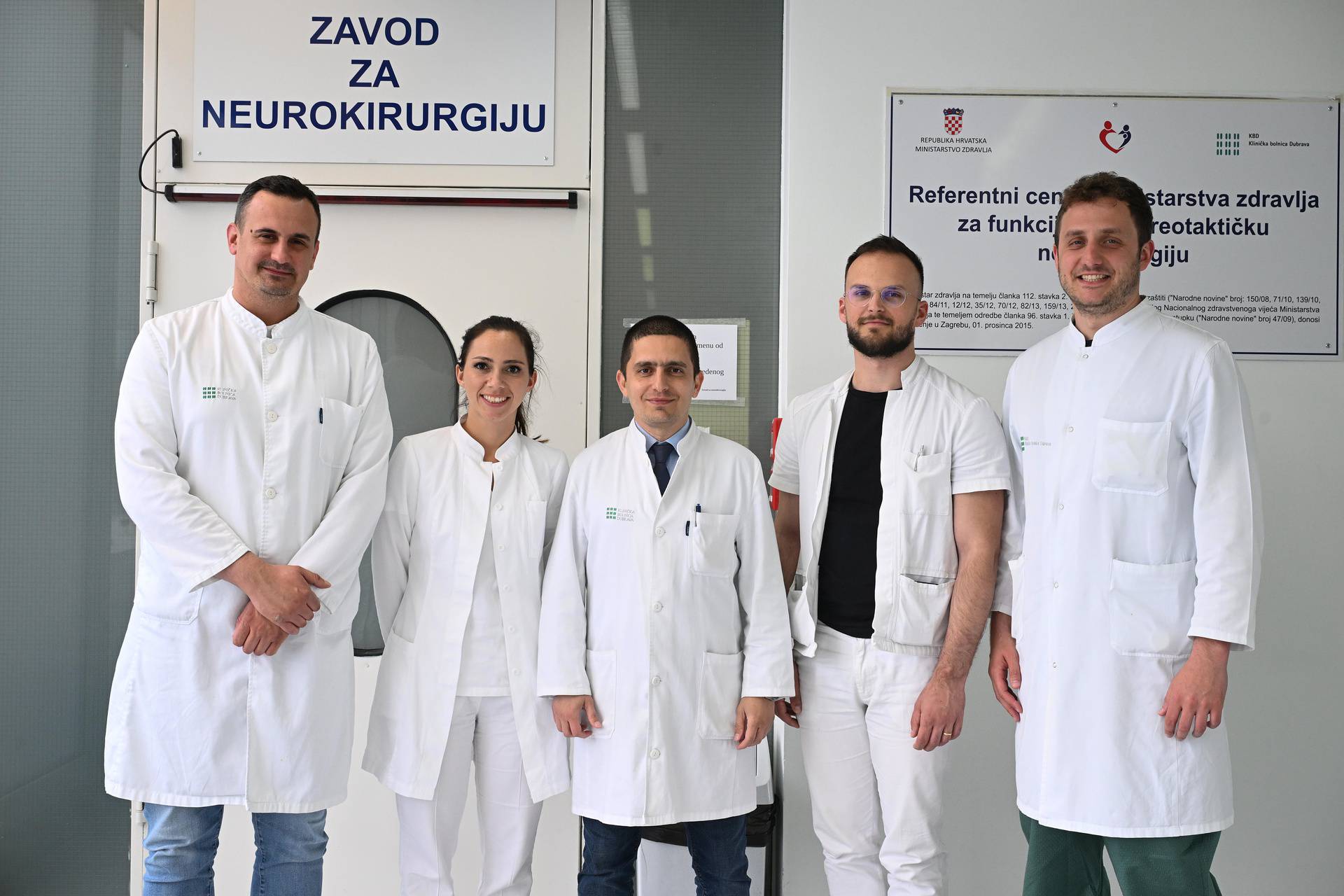 Zagreb: Tim liječnika koji su obavili operaciju ugradnje elektrostimulatora