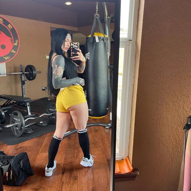 FOTO Cijela je tetovirana, ima i zmijski jezik: 'Vrijeđaju me da sam demon! Osjećam se lijepo'