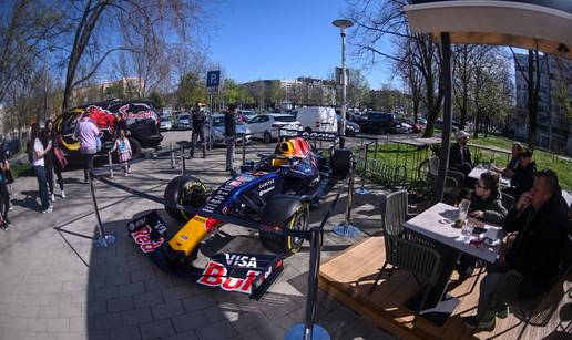 FOTO Verstappen u &Scaron;panskom? Ipak ne, ali tu je njegova jurilica