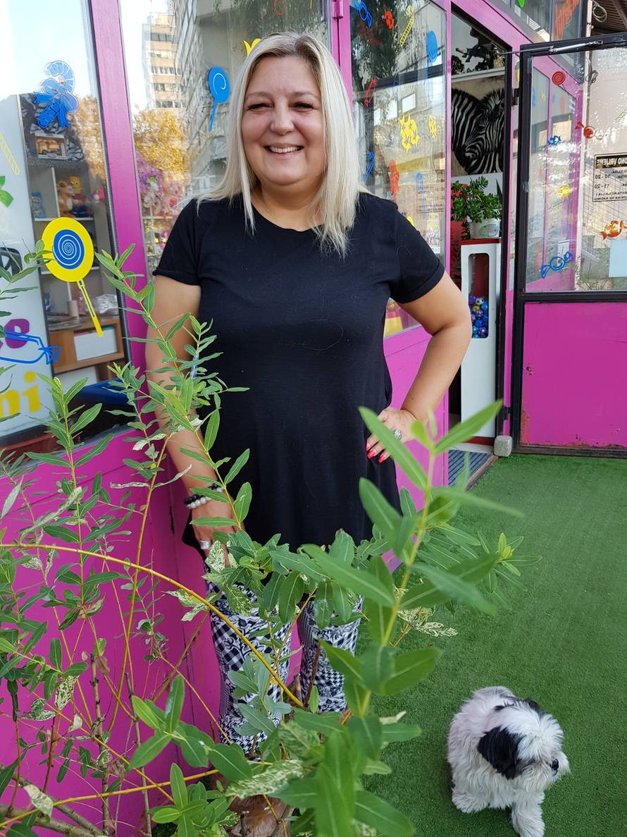 'Kad nestane novca i morala, pjevačice se okreću prostituciji'