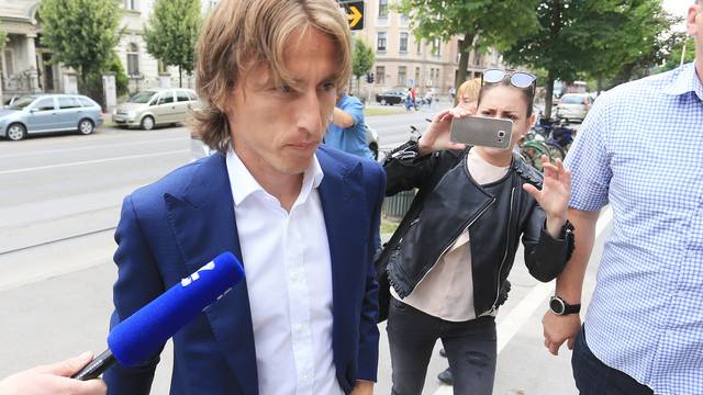 Osijek: Luka Modrić svjedočio na suđenju braći Mamić i ostalima