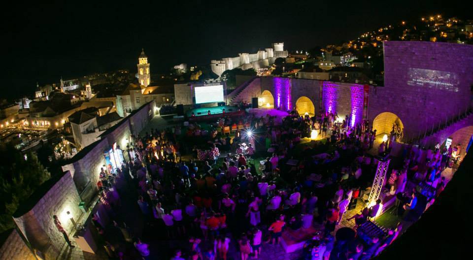Dubrovnik slavi pobjedu nad Španjolcima na terasi Revelina