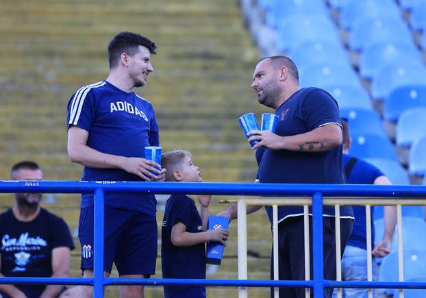 Dinamo i Rudeš sastali se u 3. kolu SuperSport HNL-a, zagrijavanje