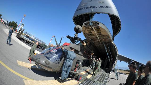 Vrijedna donacija: Amerikanci nam poslali vojne helikoptere