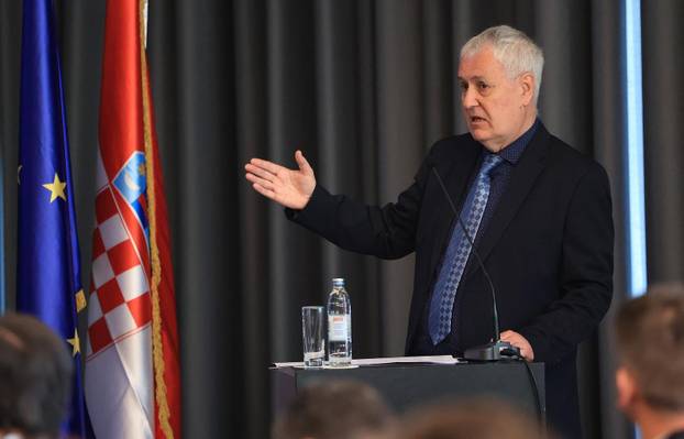 Zagreb: Konferencija "TEN-T mreža: Prometna povezanost za konkurentnije gospodarstvo"