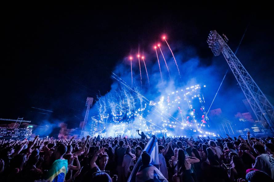 Split - DJ-a Alesso