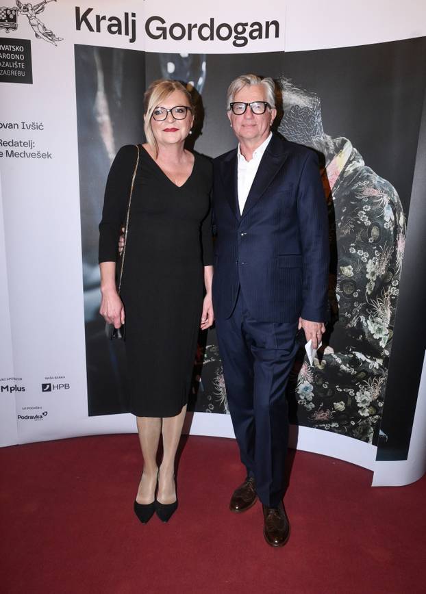 Zagreb: Poznati na premijeri drame Kralj Gordogan