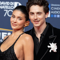 Dr&zcaron;ali se za ruke! Kylie Jenner i Timothee Chalamet prvi put zajedno na crvenom tepihu...