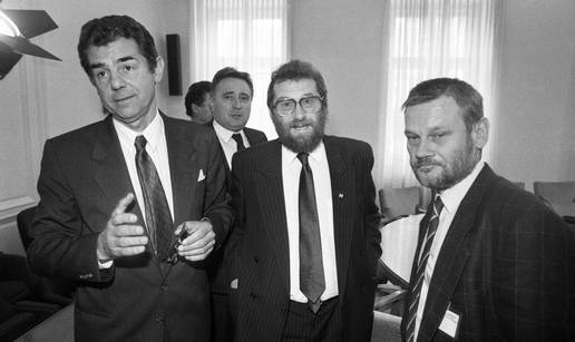 FOTO Evo kako su Šeks, Mesić, Račan i drugi izgledali na prvom zasjedanju Sabora 1990. godine