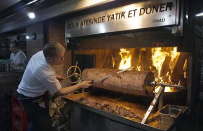 Idejni tvorac doner kebaba umro u 80. godini u Berlinu
