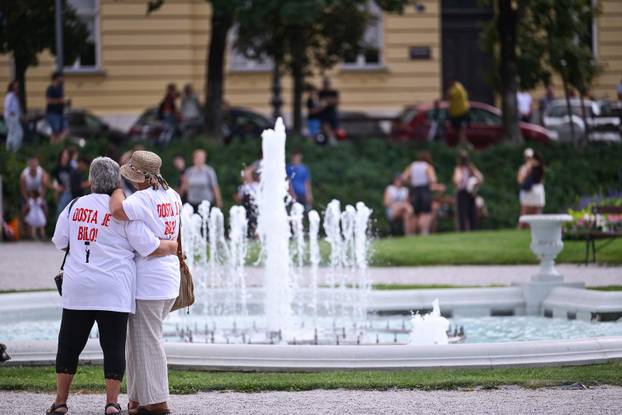 Zagreb: Okupljanje prosvjednika Hodaj za Liku, hodaj za Hrvatsku
