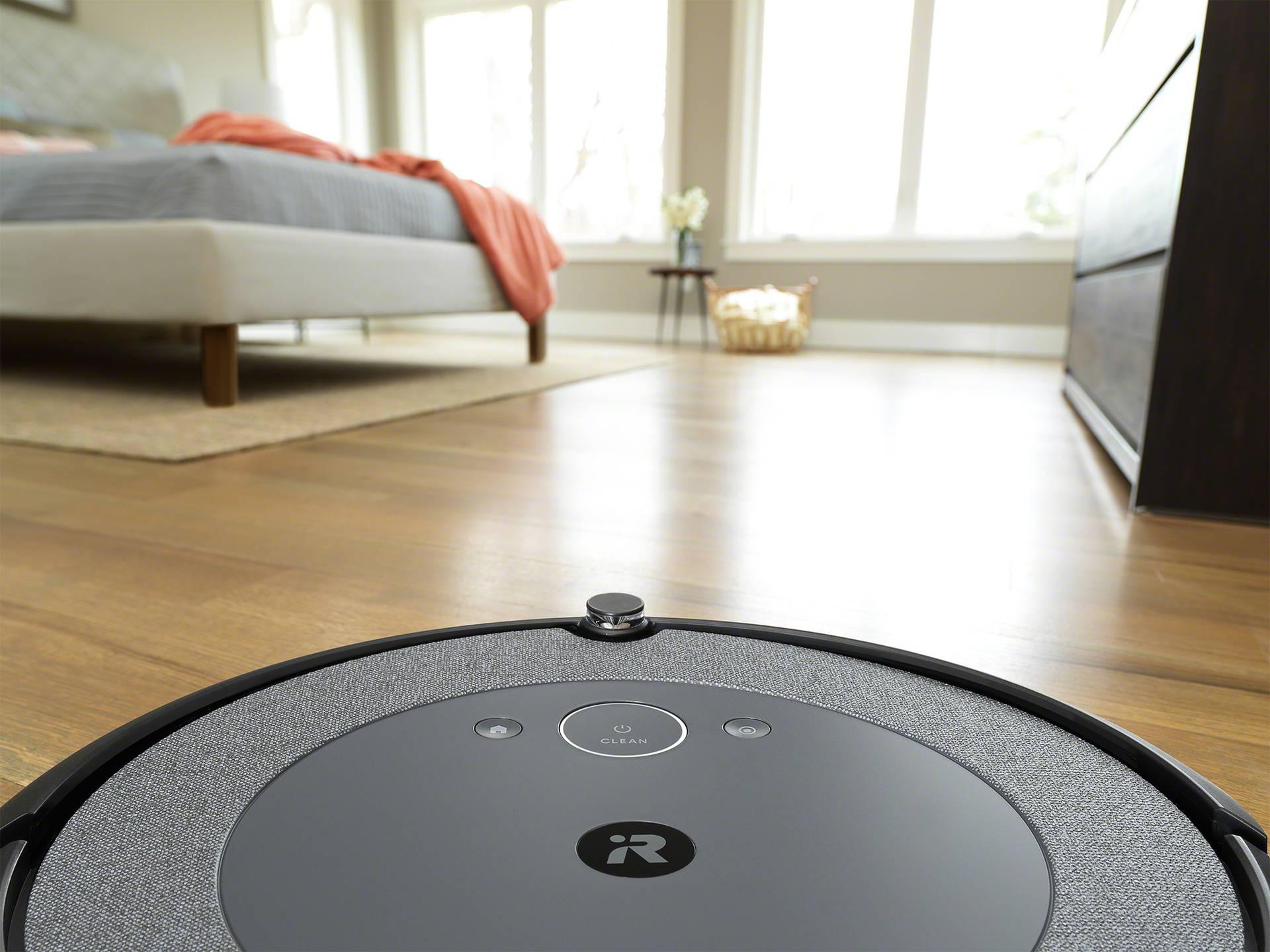 Predstavljamo novu seriju pametnih robotskih usisavača Roomba, serija i3