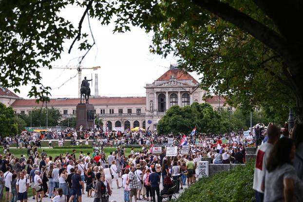 Zagreb: Okupljanje prosvjednika Hodaj za Liku, hodaj za Hrvatsku