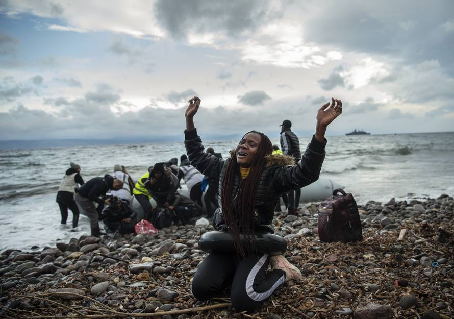 Migranti naviru prema Grčkoj, fotografije su neizmjerno tužne