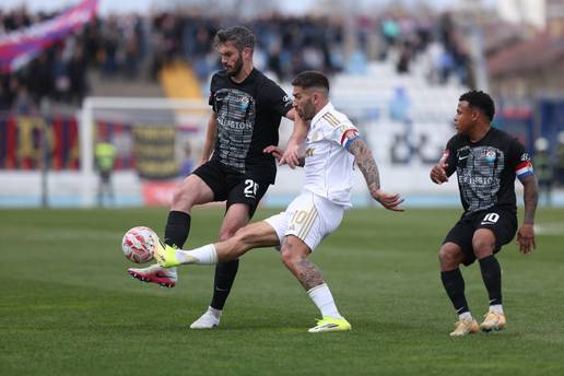 Vukovar - Hajduk 0-6: Spli&cacute;ani 'razmontirali' zadnju mom&ccaron;ad lige. Livaja zabio panenku