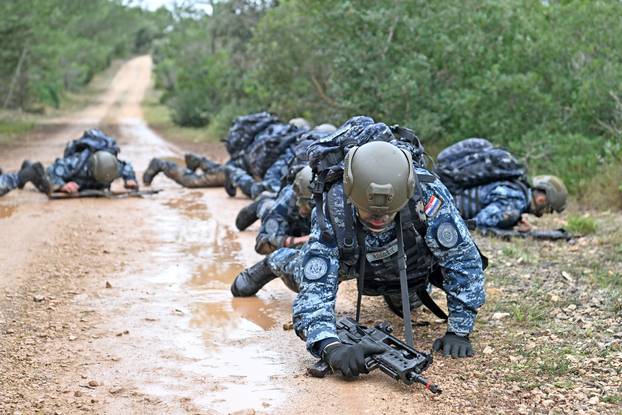 FOTO Novi hrvatski marinci primili su svoje beretke: Prošli intenzivnu integracijsku obuku