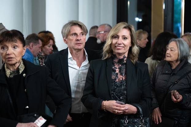 Zagreb: Dolazak poznatih na premijeru baleta Trnoružica