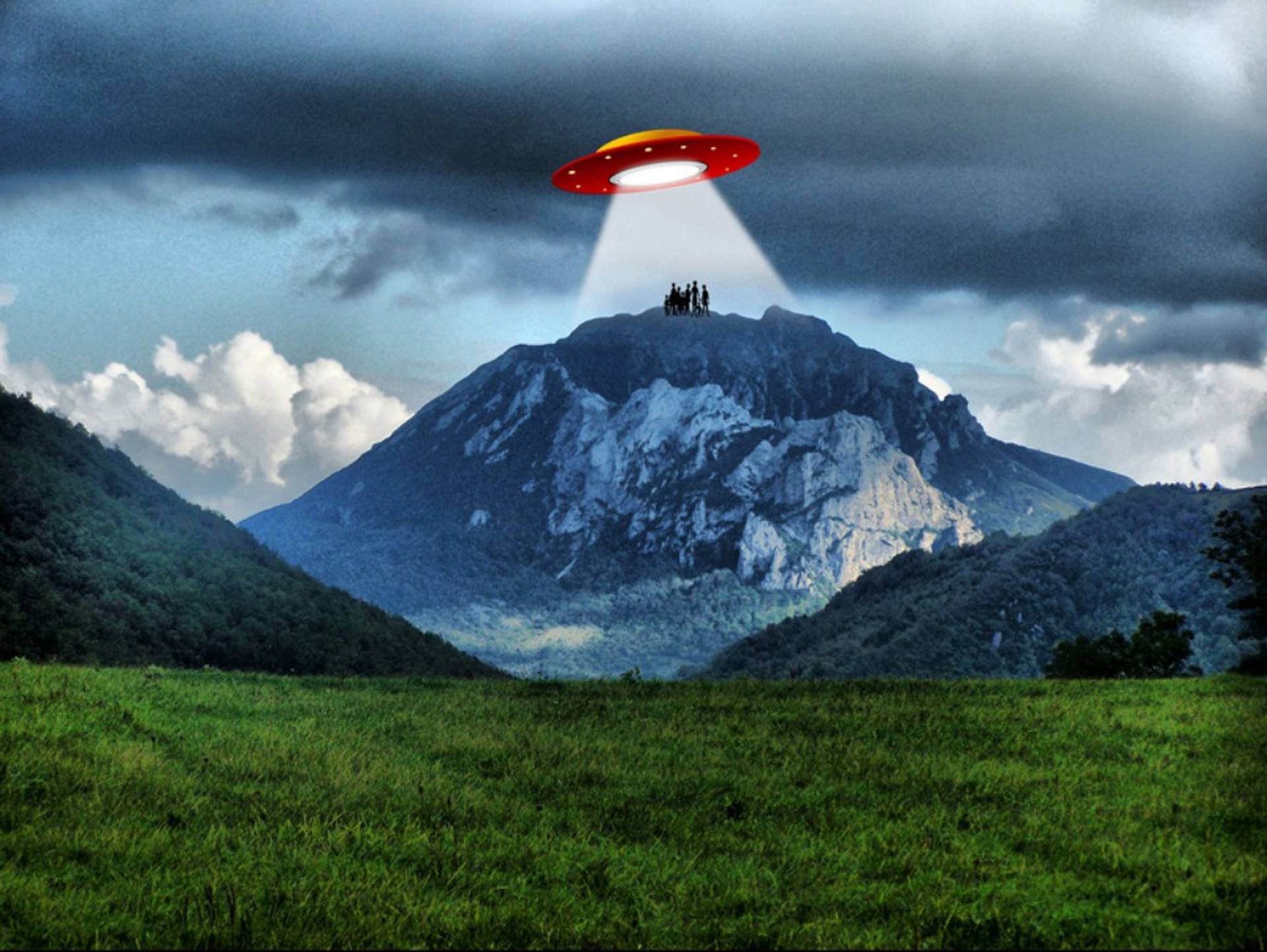 цыгане нло. уфо нло. Nlo гори. летающая тарелка. нло над горой адамс видео.