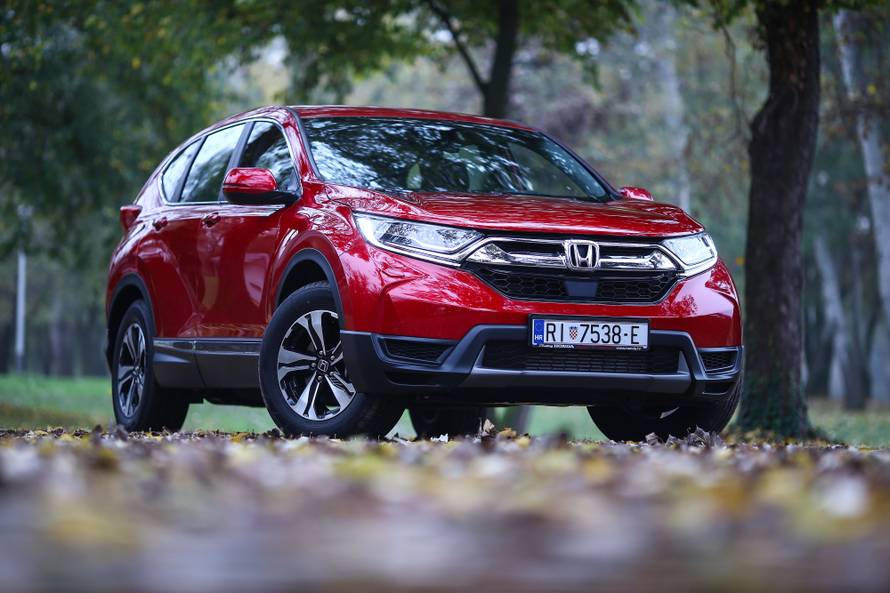 Impresivna je  i u najjeftinijoj verziji: Honda CR-v na testu