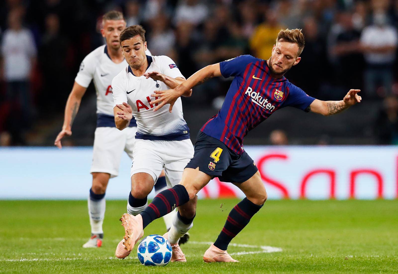 Tottenham Hotspur v Barcelona - UEFA Champions League - Group B - Wembley Stadium