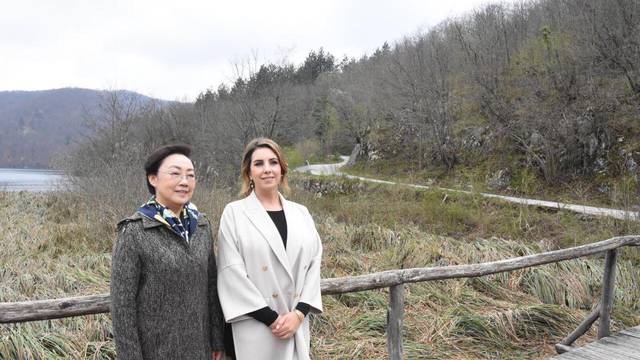 Supruga kineskog premijera je oduševljena ljepotom Plitvica