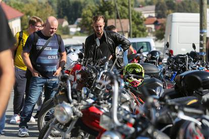 Vlasnici mopeda Tomos pokazali svoje ljubimce u Gornjoj Stubici