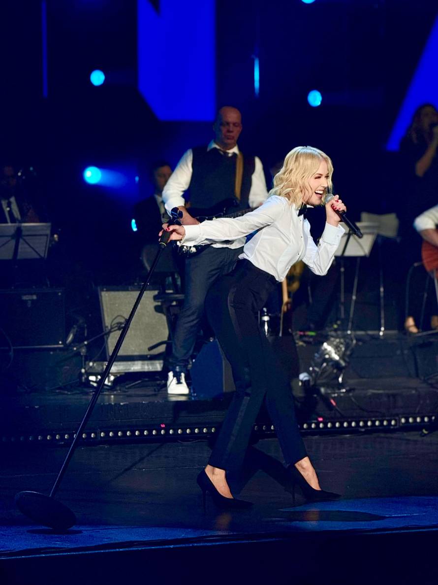 Jelena Rozga nakon trijumfa u Beogradu: 'Nije dobro. Zadnji nalazi su mi baš katastrofa...'