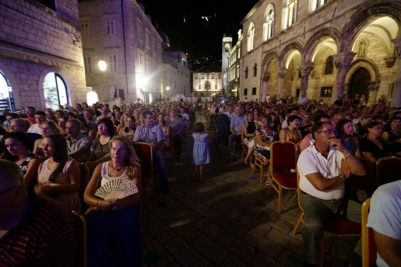 Najbolje će dalmatinske klape  i ove godine pjevati na Stradunu