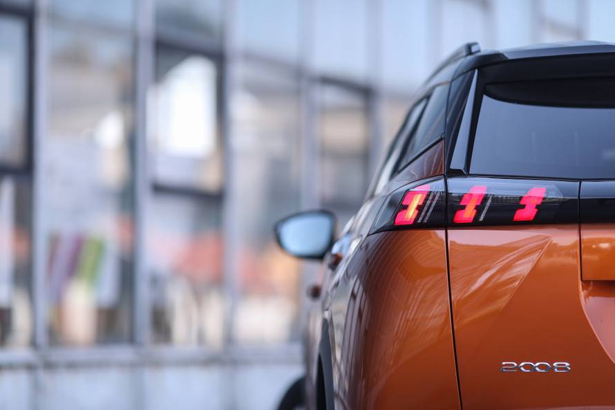 Mali veliki šarmer pun opreme: Testirali smo Peugeot 2008