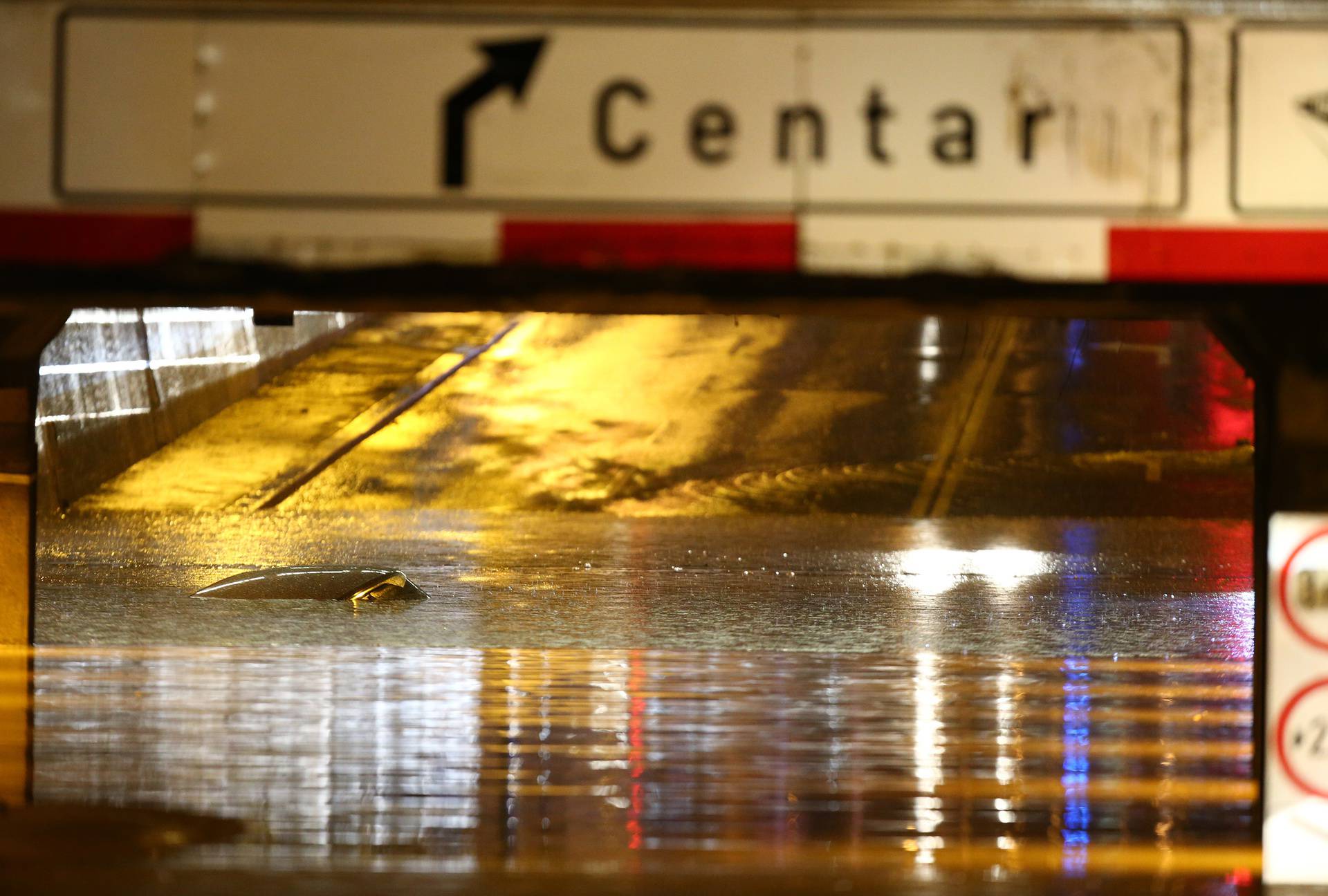 Jutro nakon poplave u Zagrebu: Saniraju Miramarsku ulicu