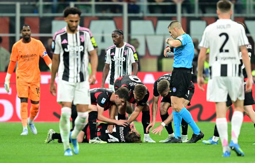 Serie A - AC Milan v Juventus