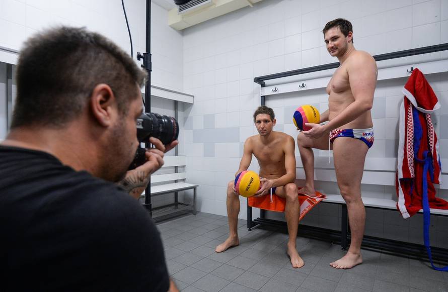 Zagreb: Hrvatski vaterpolisti na snimanju za kalendar