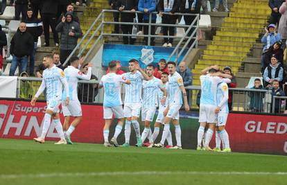 VIDEO Rijeka  - Osijek 3-0: S tri gola je čudesni Veldin Hodža na vrh HNL-a vratio Sopićeve trupe