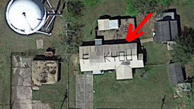 Tražio da mu na Google Mapsu zamagle imanje. Odbili su. Pa im je napisao poruku na krov