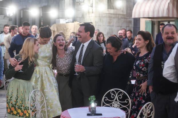 Zagreb: Obilazak kulisa i druženje s glumcima nove serije Divlje p?ele